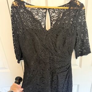 Women’s Lace Midi Dress in Black - Elegant V-Neck